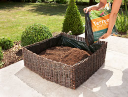 Jardinera cuadrada de plantaci�n en mimbre