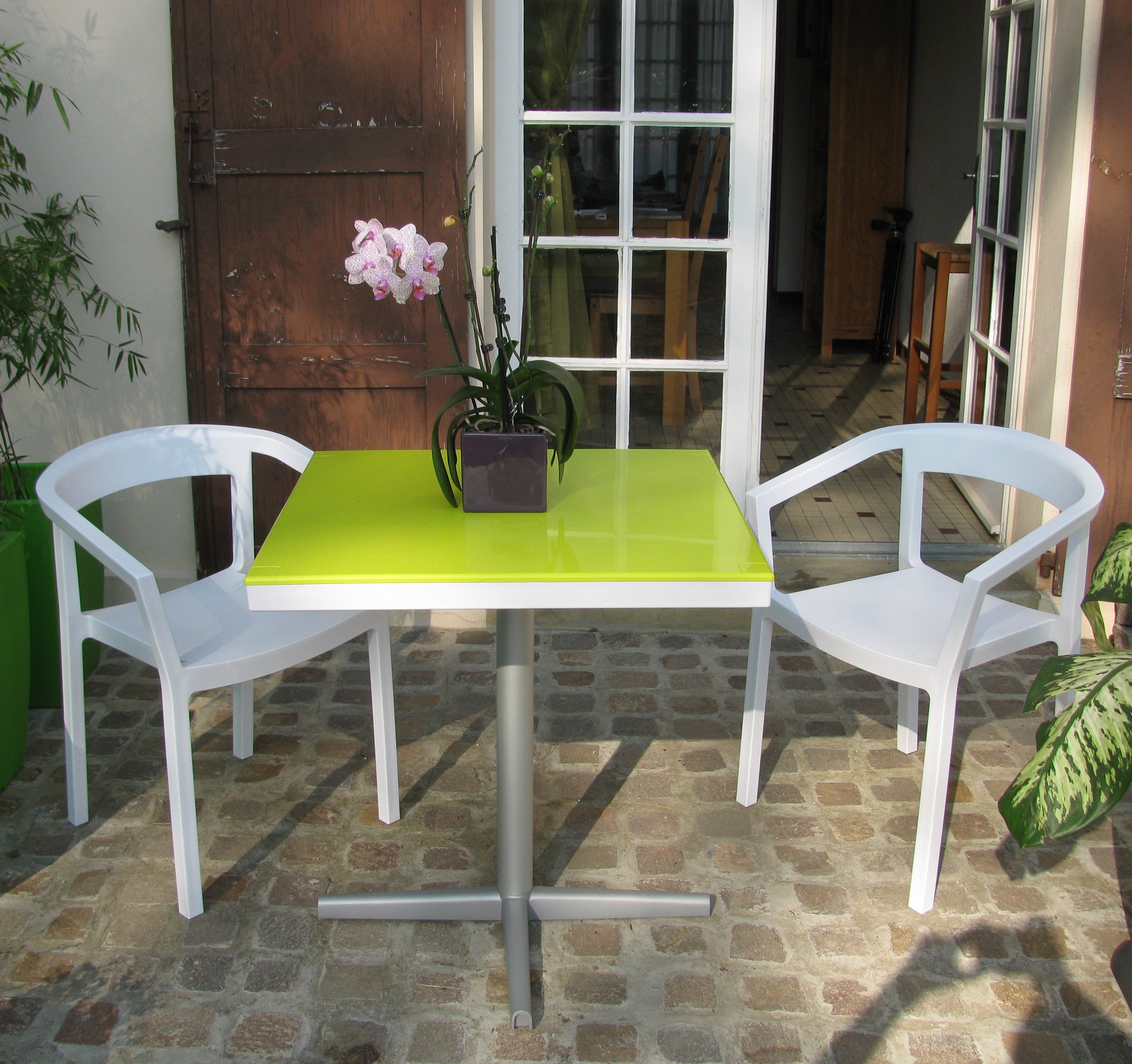 Salón 4 plazas verde y blanco